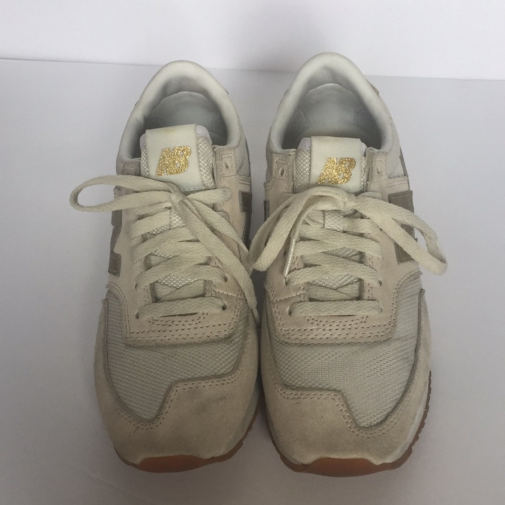 New Balance Sneakers - Picture 2 of 6